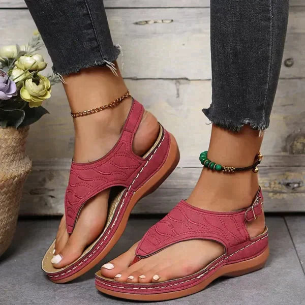 Strappy Sandalen